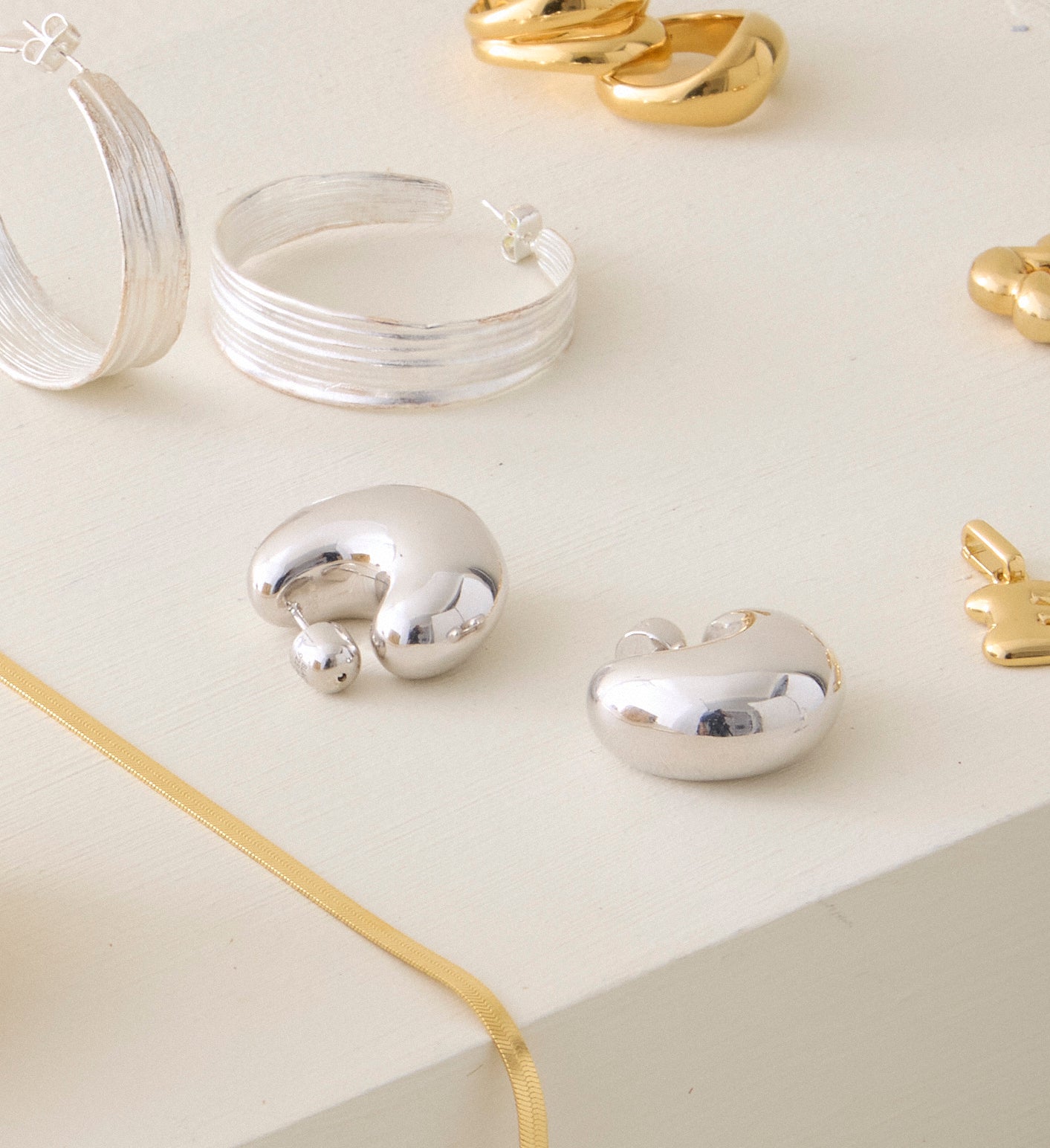 Tryvann Dome ørering - sølv